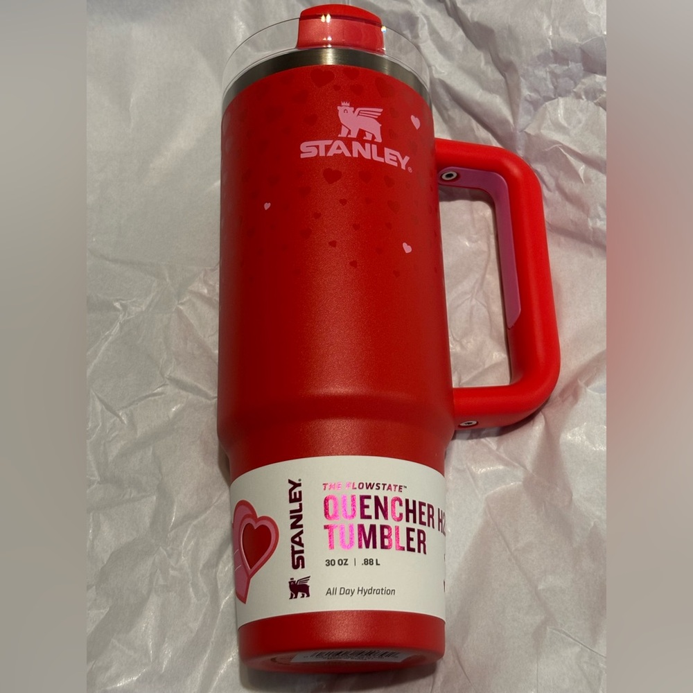 Target Stanley Red Hearts Quencher H2.0 Tumbler